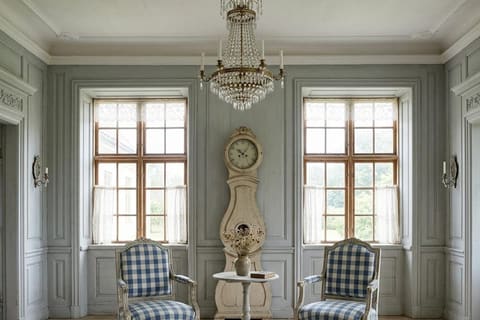 Gustavian interior